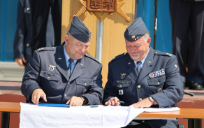 Předání funkce velitele Správy letiště Pardubice