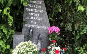 pomnik_plk._gst._jana_mala.jpg